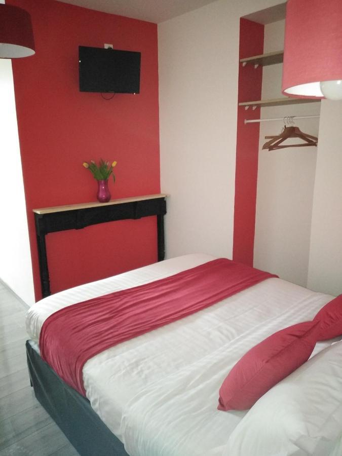 Hotel Les Remparts La Madelaine-sous-Montreuil Zewnętrze zdjęcie